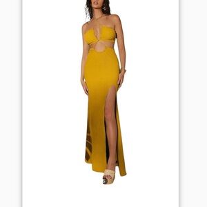 Fashion dress maxi cut out split thigh high halter neck yellow Medium NWT